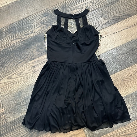 Juniors Crystal Doll Prom/Homecoming Dress - Picture 2 of 5